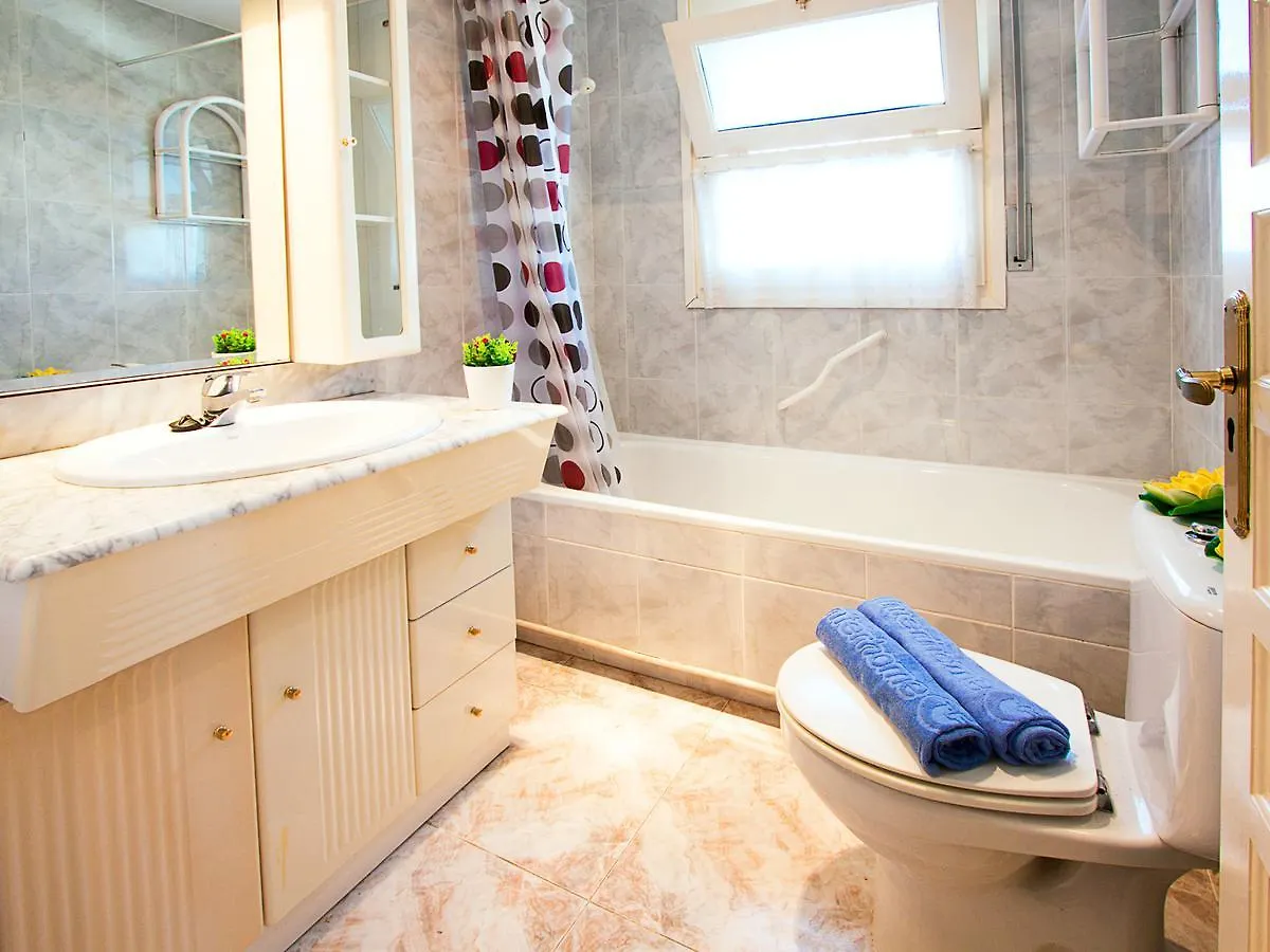 Holiday Home Requesens Canal Empuriabrava